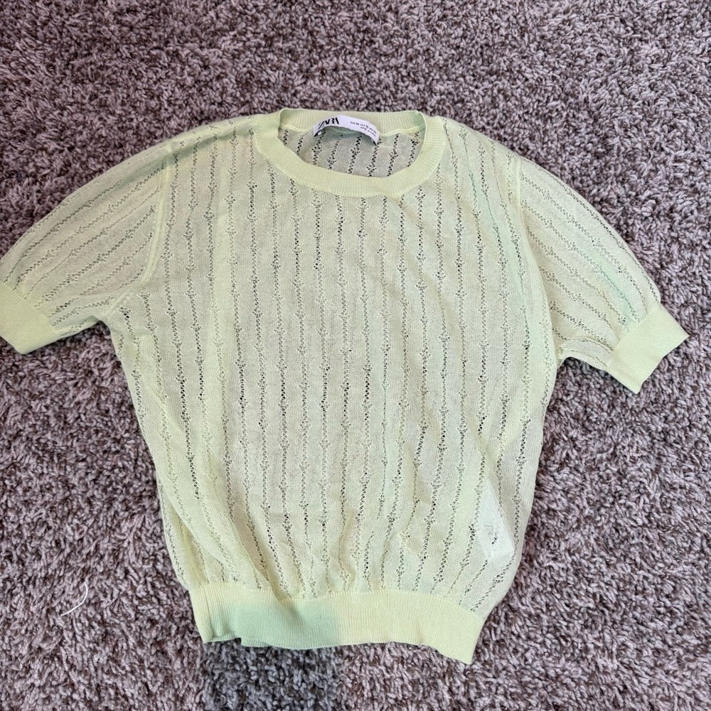 Zara Green Crew Neck Sweater with Ribbed Trim